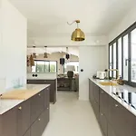 Villa Maison D'architecte Familiale Avec Piscine Chauffee Au Calme