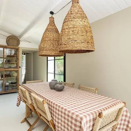 Villa Maison D'architecte Familiale Avec Piscine Chauffee Au Calme *