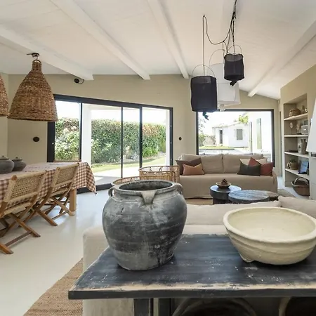 Maison D'architecte Familiale Avec Piscine Chauffee Au Calme Sainte-Marie-de-Re