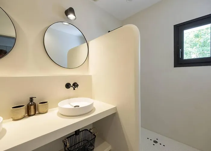 Maison D'architecte Familiale Avec Piscine Chauffée Au Calme Villa